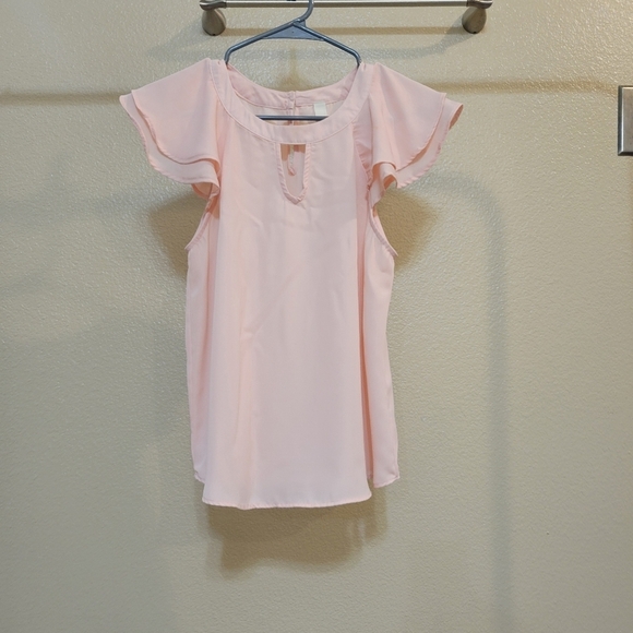 hello miss Tops - Hello Miss Light Pink Women's Short sleeve Keyhole Flowy top Medium